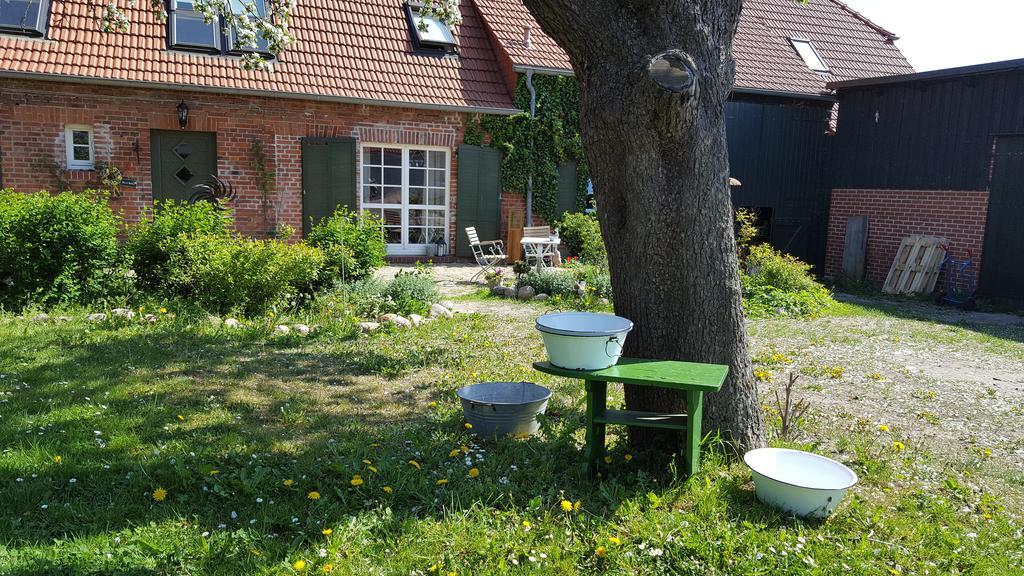 Seminar Und Landhaus Schoenbeck Schonbeck  Bagian luar foto